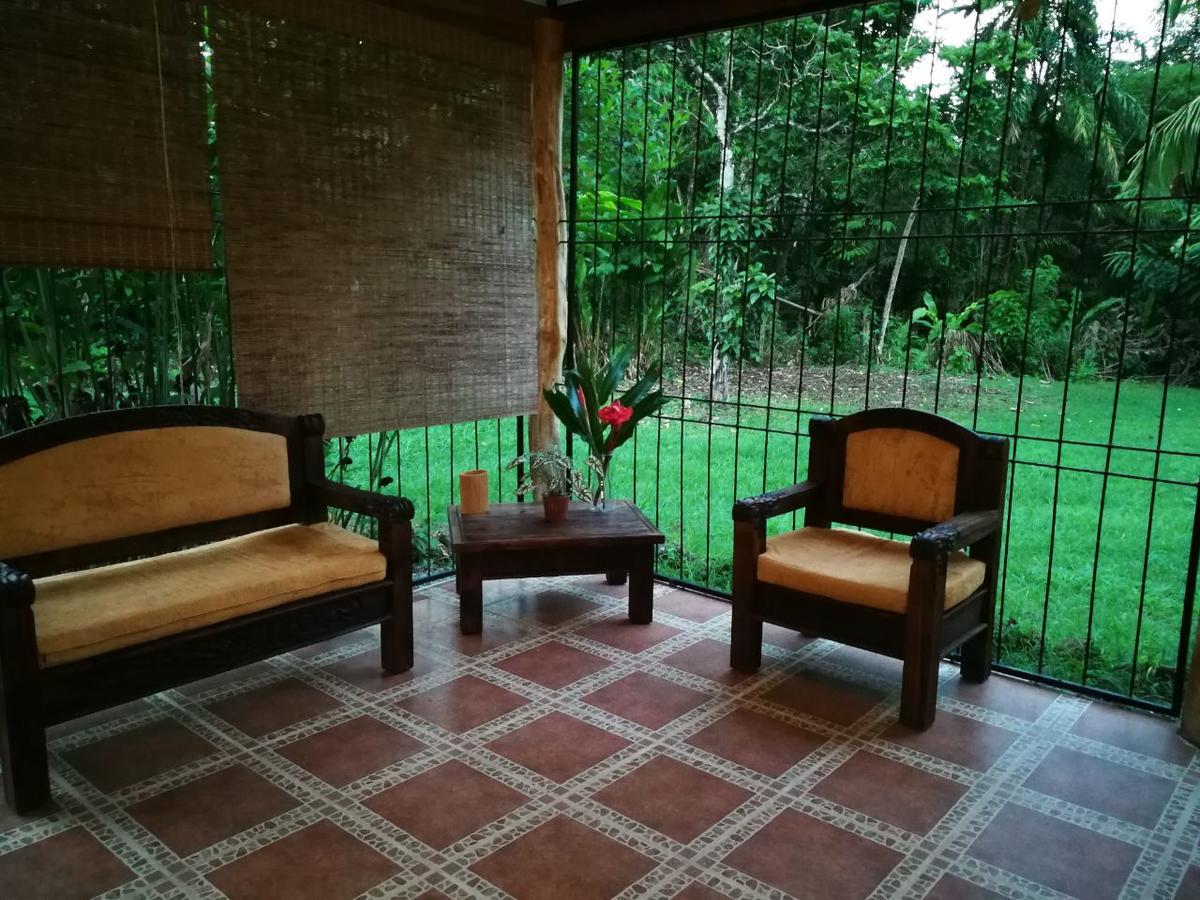 Villa Casita Amarilla Cahuita Exterior foto